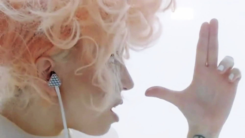 gaga02 Monster "Beats" Headphones in Lady Gagas "Bad Romance" Music Video